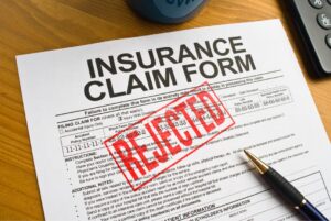 Should You Talk to the Insurance Adjuster After a Car Accident in los angeles